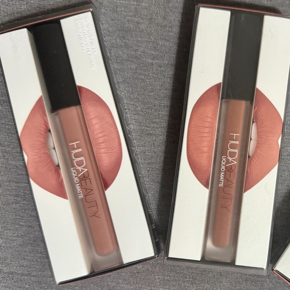 Wifey and Trendsetter Lipstick Set - Picture 2 of 2